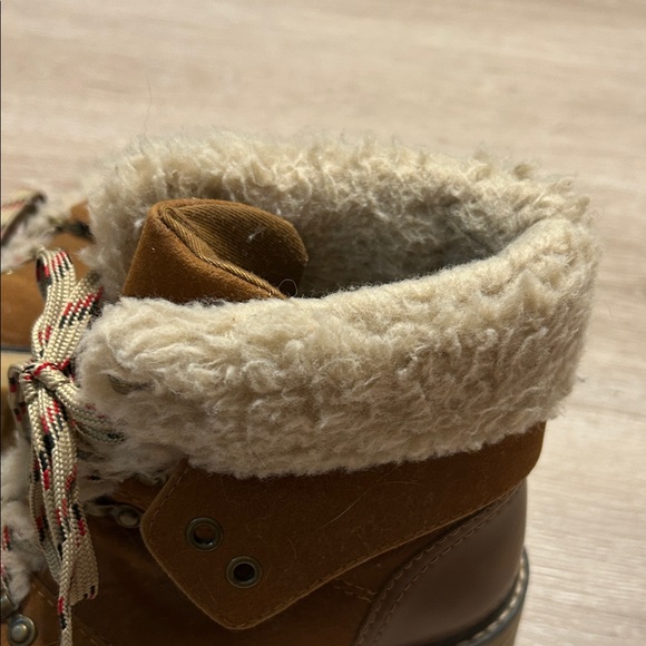 Time and Tru Women’s Cozy Shearling-Lined Hiking Boots 🥾 - Picture 7 of 7